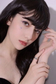 Ảnh diễn viên A Yixia